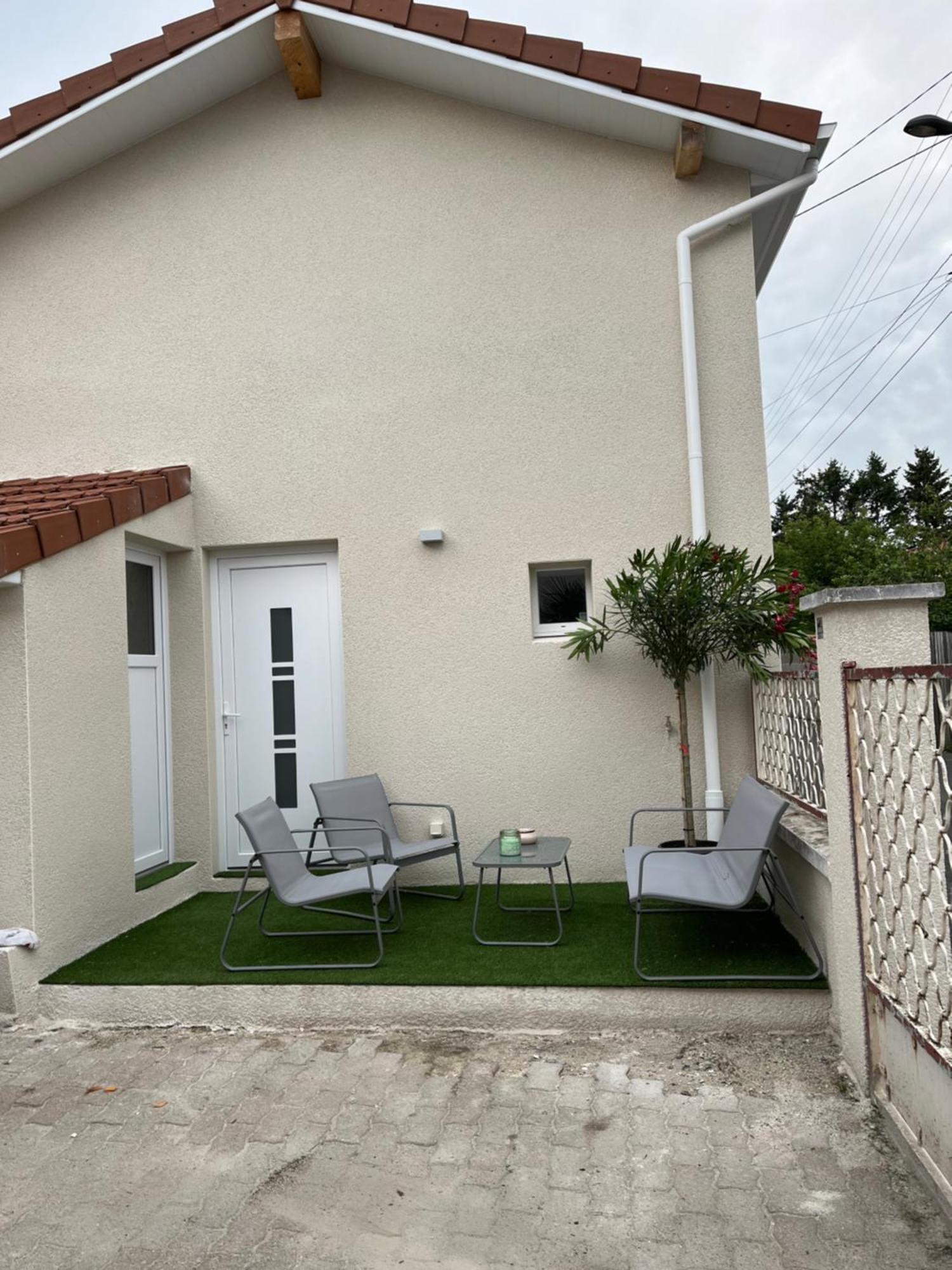 Vila Maison 6 Couchages Entierement Renovee Feurs Exteriér fotografie